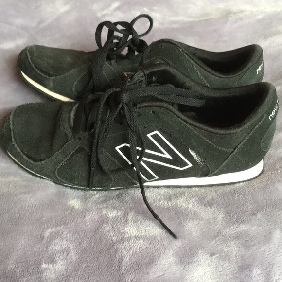 New Balance Shoes - New Balance 555 Runing shoes Black suede